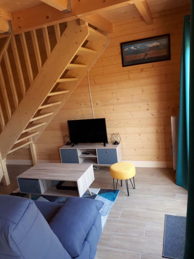 Gite Le Chalet Des Milles Et Un Chemins Castelnou Zewnętrze zdjęcie