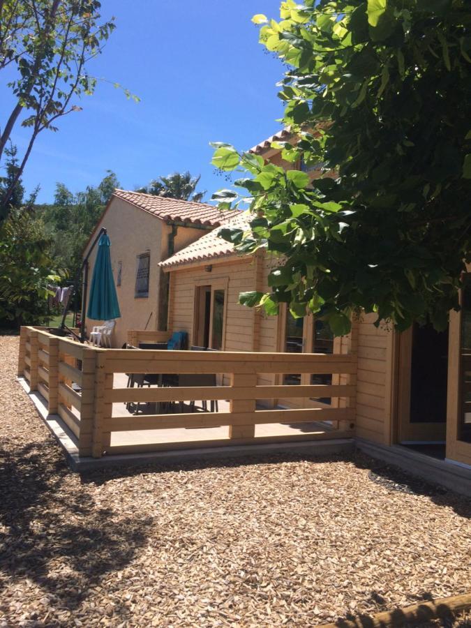Gite Le Chalet Des Milles Et Un Chemins Castelnou Zewnętrze zdjęcie