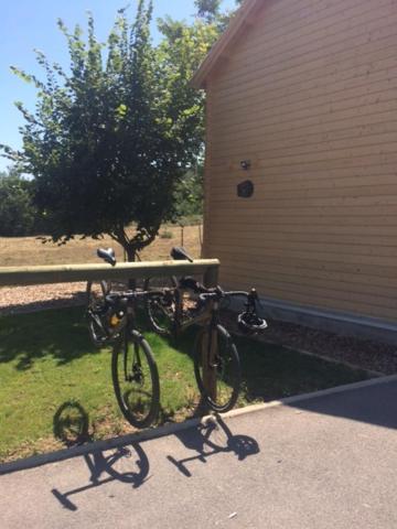 Gite Le Chalet Des Milles Et Un Chemins Castelnou Zewnętrze zdjęcie
